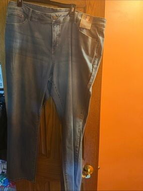 Falls creek light wash bootcut denim jeans (24)